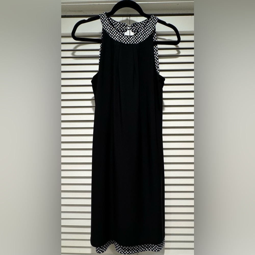 WHBM—S, Black/White, Reversible, Sleeveless Halter Dress—2 Dresses in 1–Like New - Picture 3 of 7